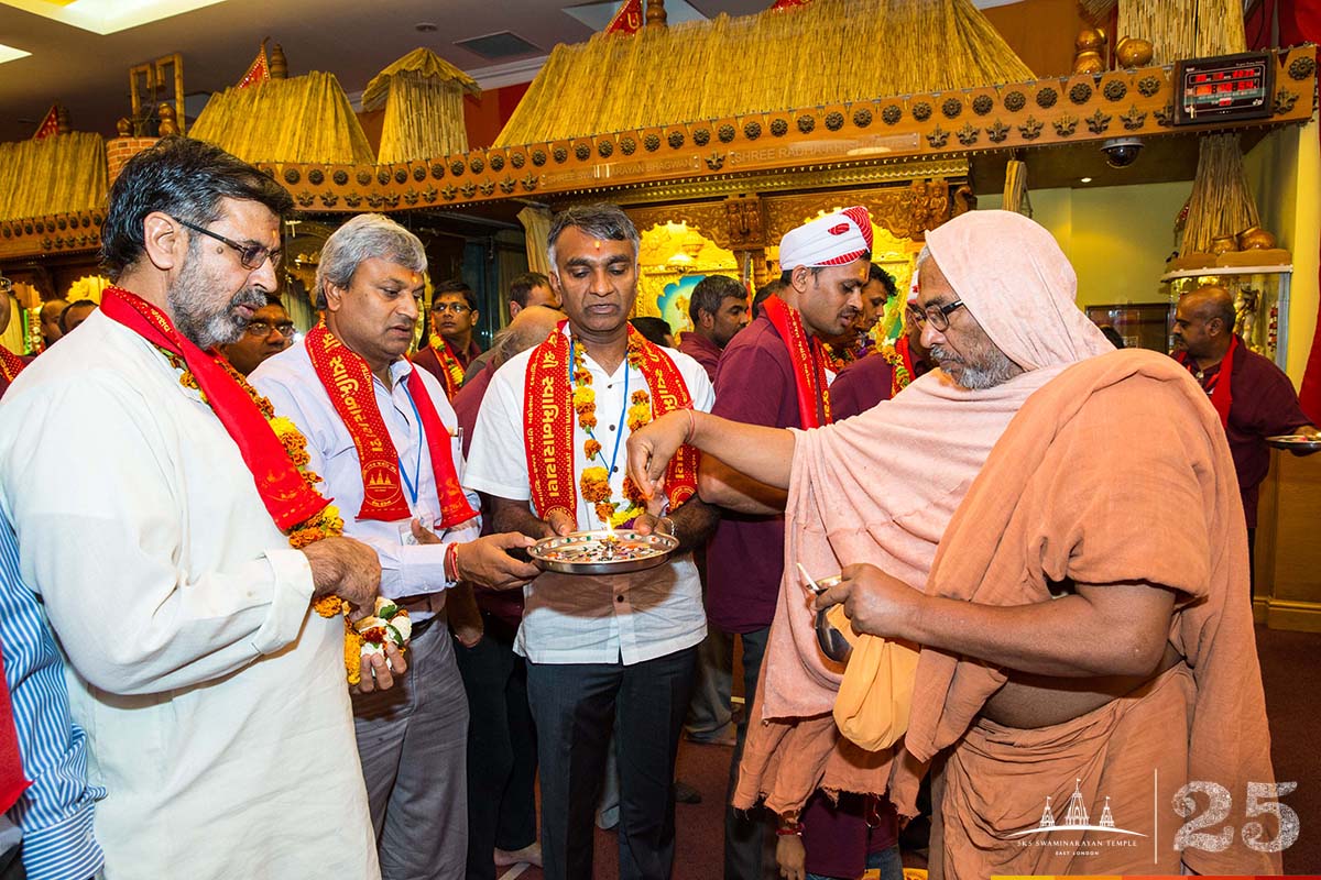 211A4322 copy - ©1987-2017 SKS Swaminarayan Temple East London